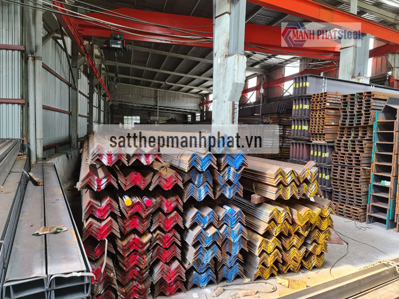 Mạnh Phát luôn phân phối, cung cấp các sản phẩm thép hình U, V kí hiệu AK chất lượng, giá rẻ nhất tại Tp. Hồ Chí Minh